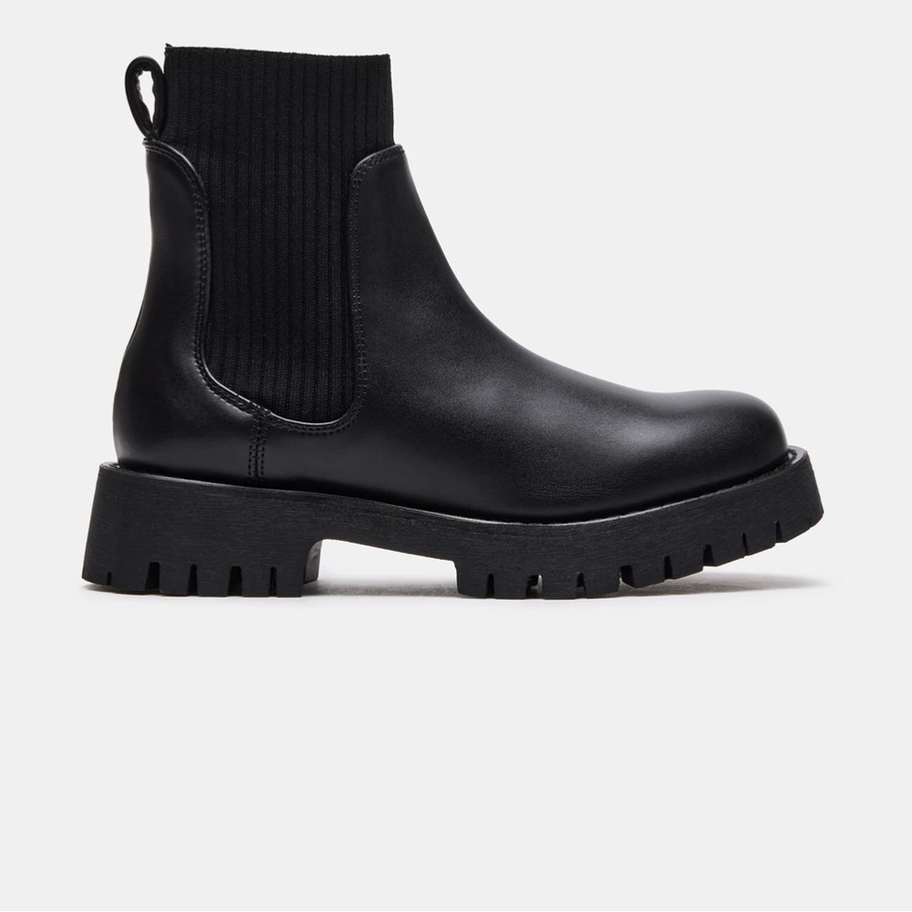 Brand New Steve Madden LILIANA BLACK